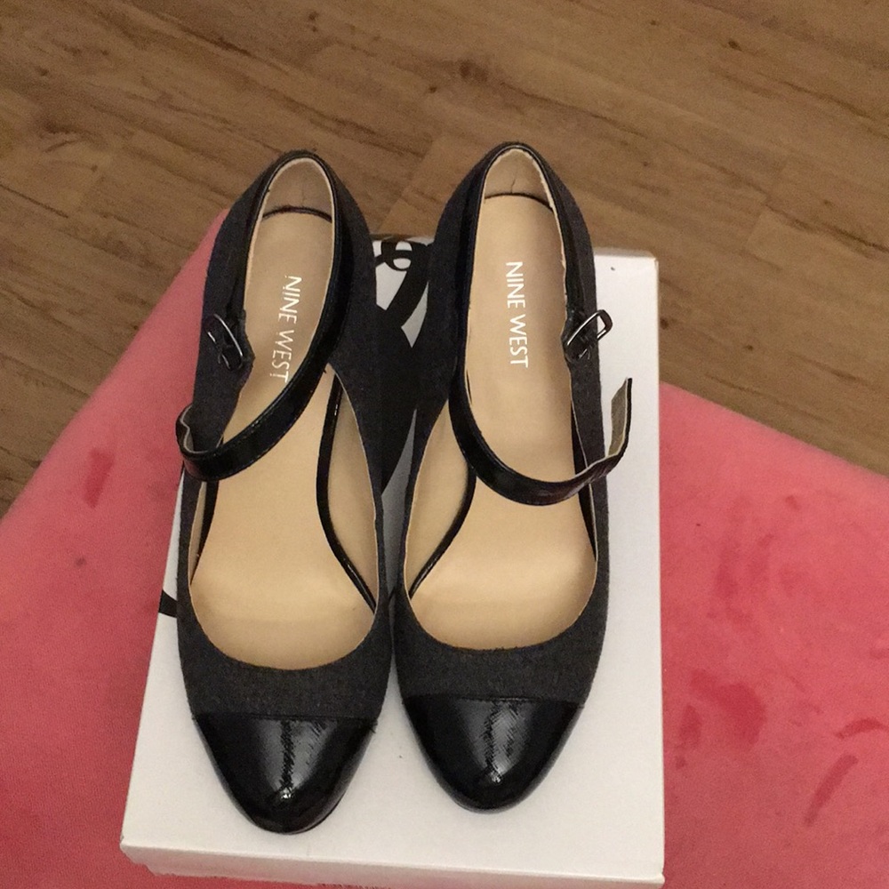 Nine West patsyo heel charcoal & black patent sz 8
